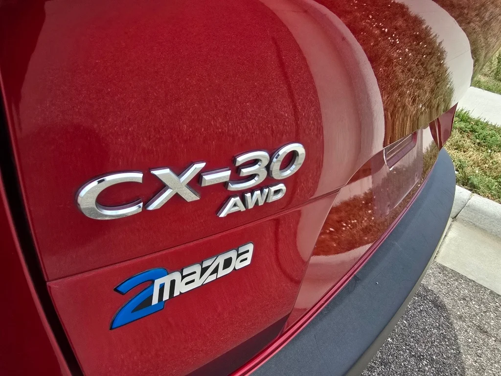 Used 2020 Soul Red Crystal Metallic Mazda Preferred Package image 11