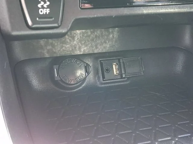 Used 2019 Gray Toyota LE image 24