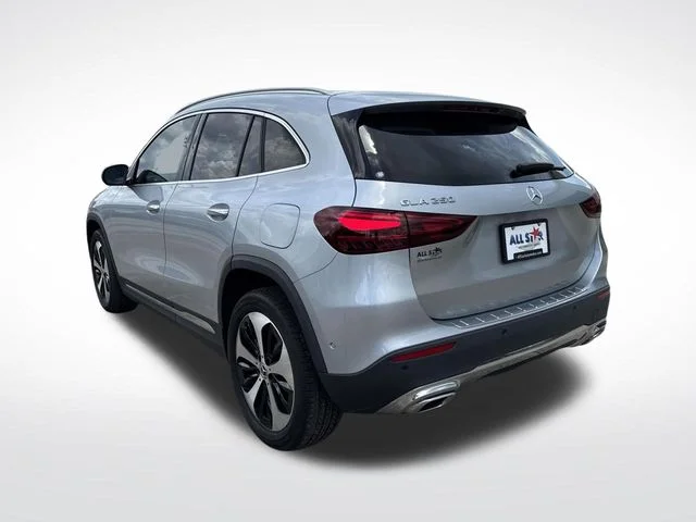 Used 2025 Silver Mercedes-Benz GLA 250 image 6