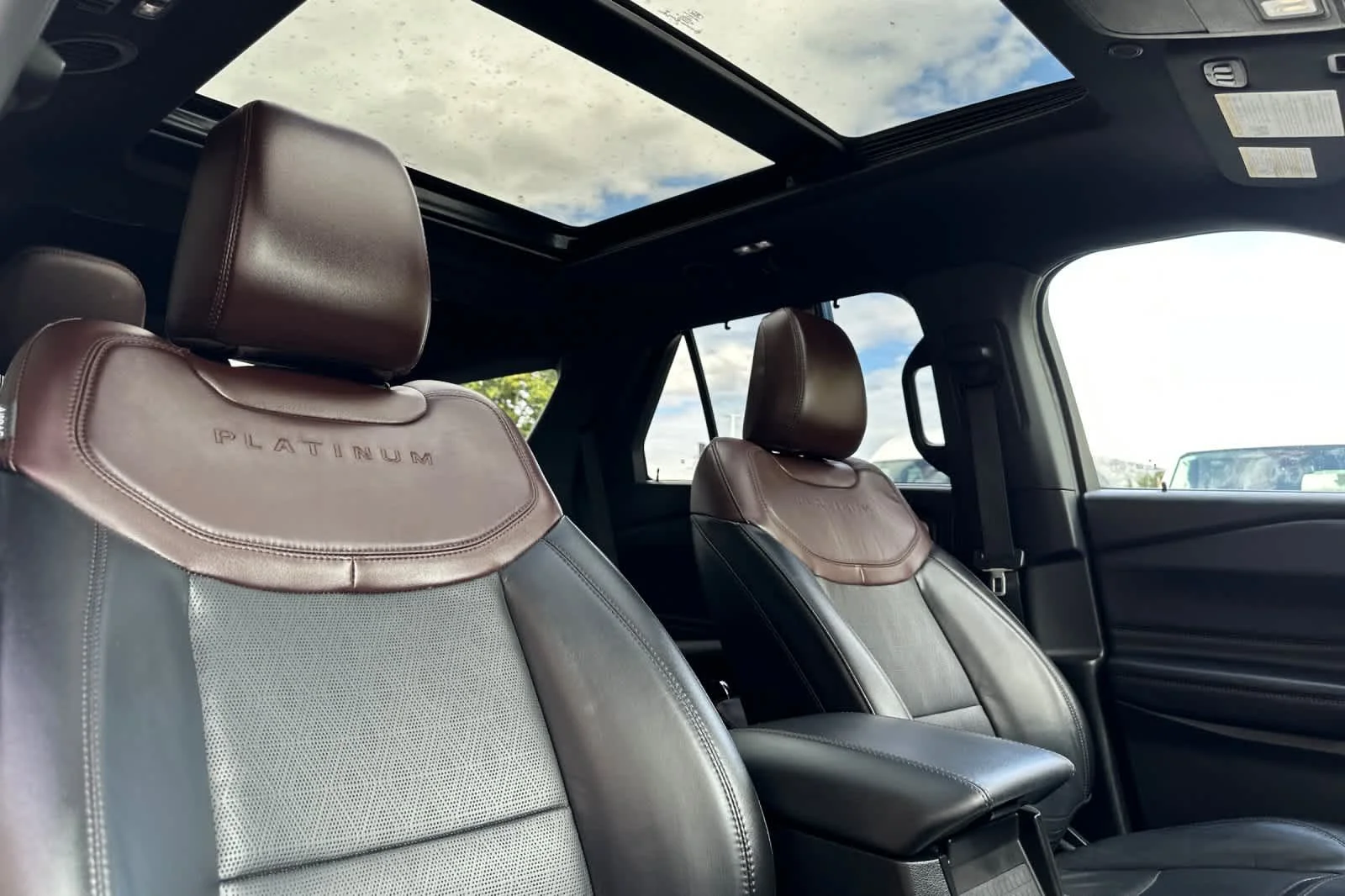 Certified Used 2023 Carbonized Gray Metallic Ford Platinum image 18