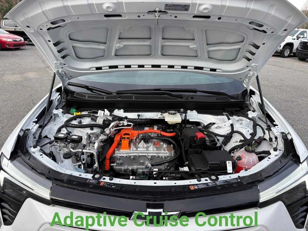 New 2026 White Chevrolet LT image 21