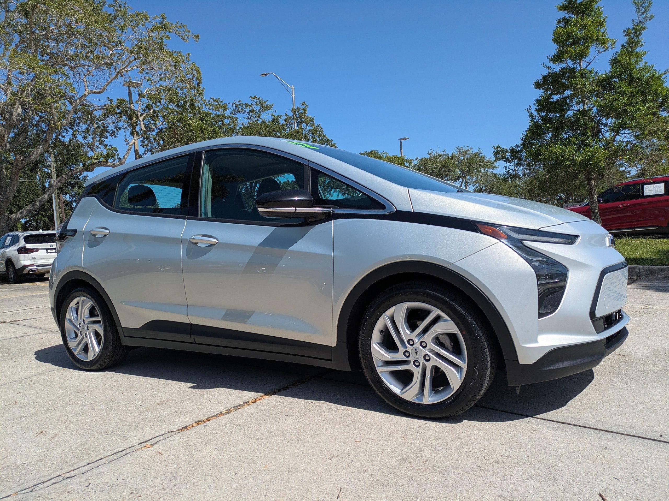 Used 2022 Chevrolet Bolt EV LT with VIN 1G1FW6S01N4128247 for sale in Naples, FL