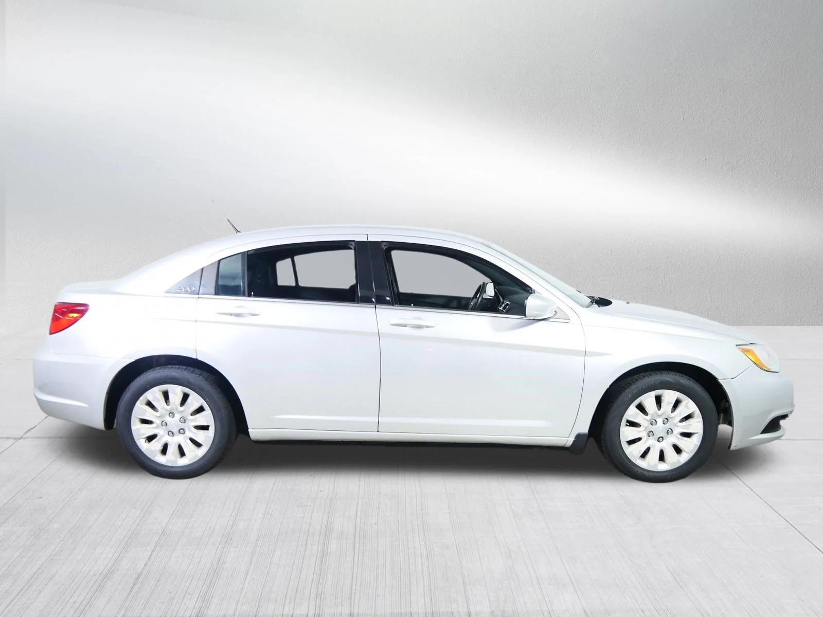 Used 2011 Bright Silver Metallic Chrysler LX image 8
