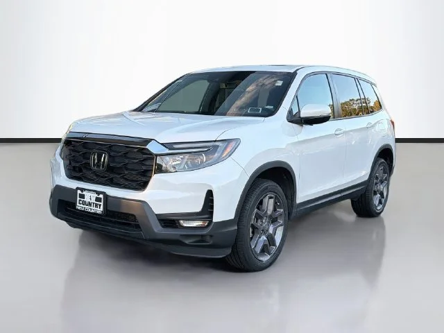 Used 2023  Honda EX-L image 3