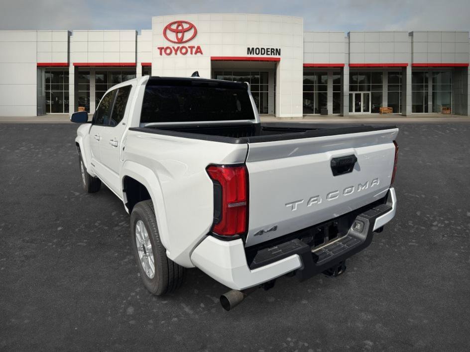 Used 2026 Ice Toyota SR5 image 7