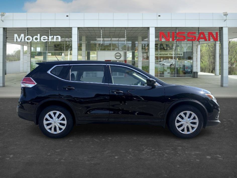 Used 2016 Magnetic Black Nissan S image 2