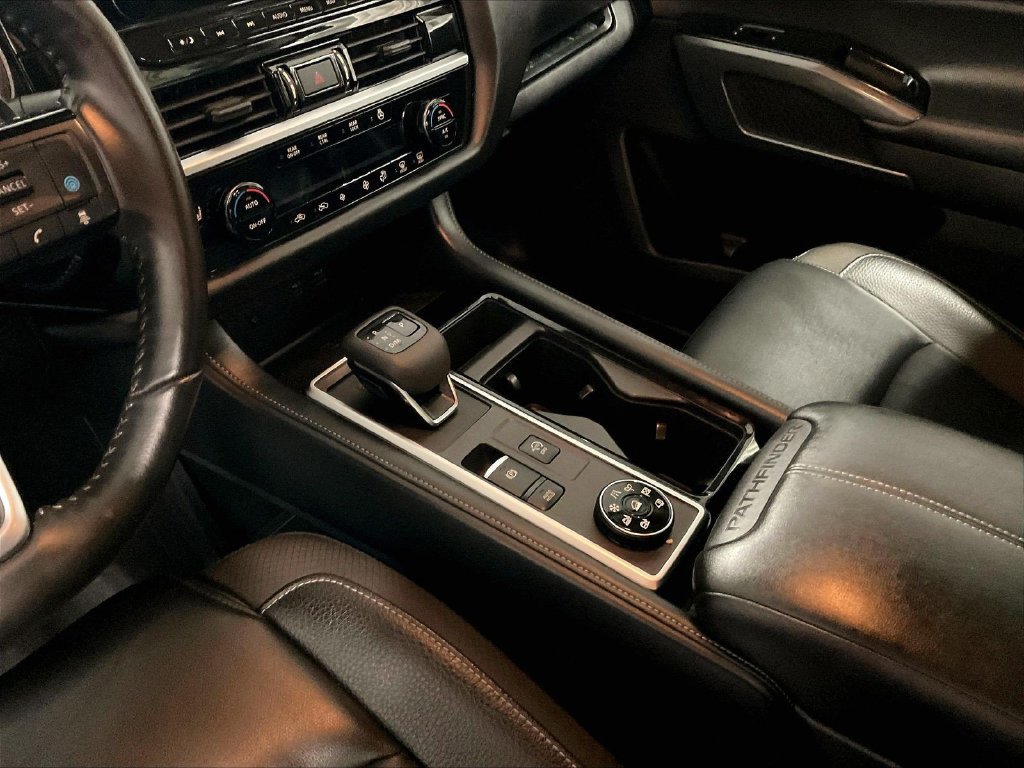 Used 2025 Black Nissan SL image 19