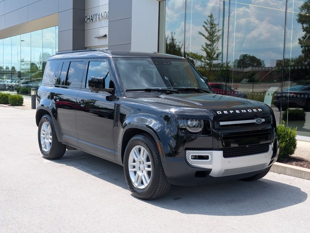 Certified Used 2025 Black Land Rover S image 9