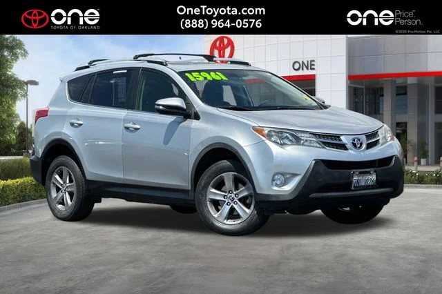 2015 Toyota RAV4 XLE's photo