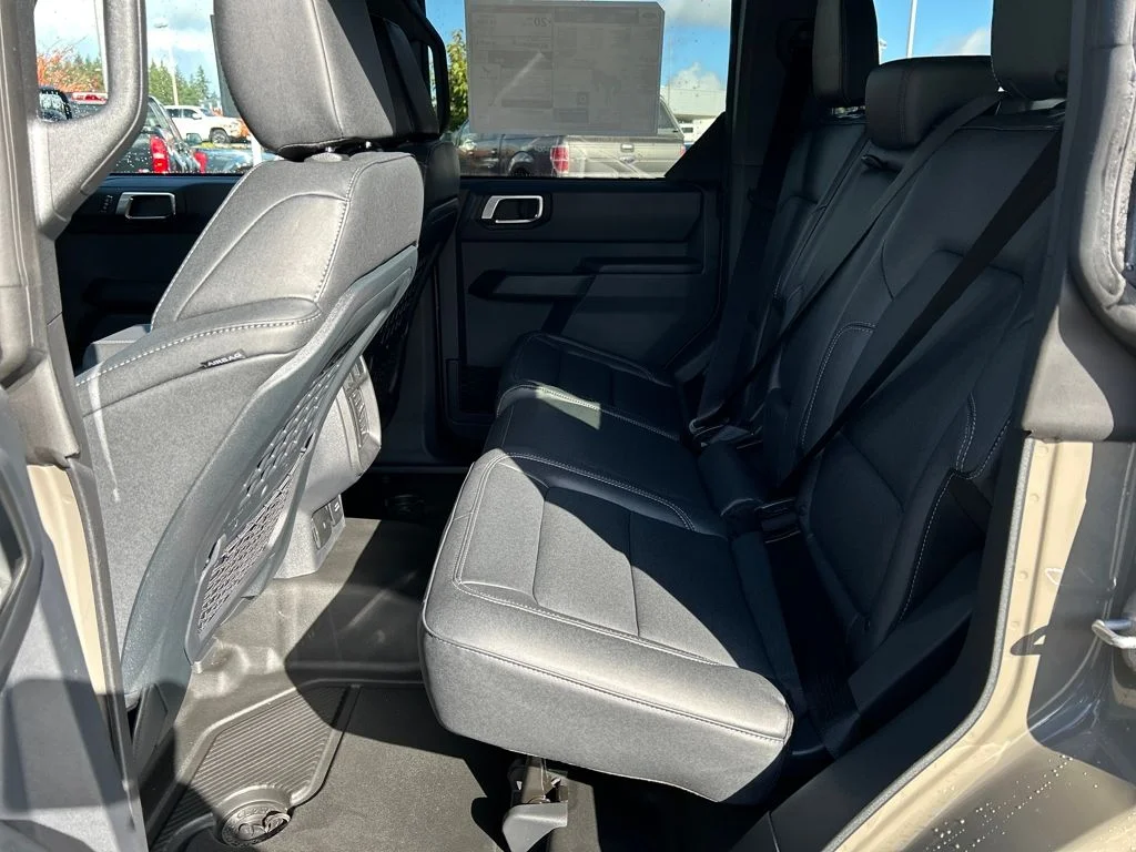New 2025 Gray Ford Big Bend image 28
