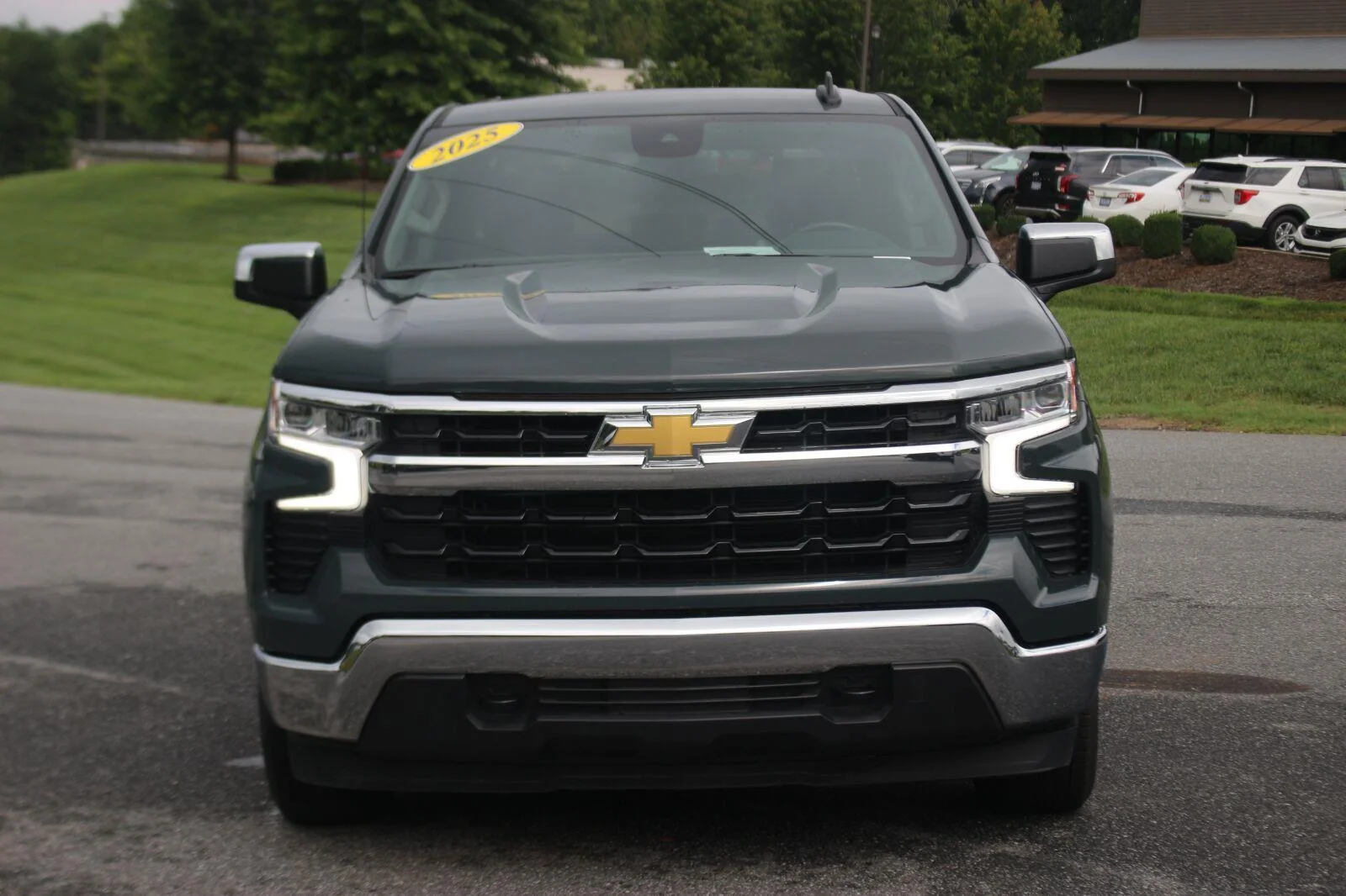 Used 2025 Cypress Gray Chevrolet LT image 2