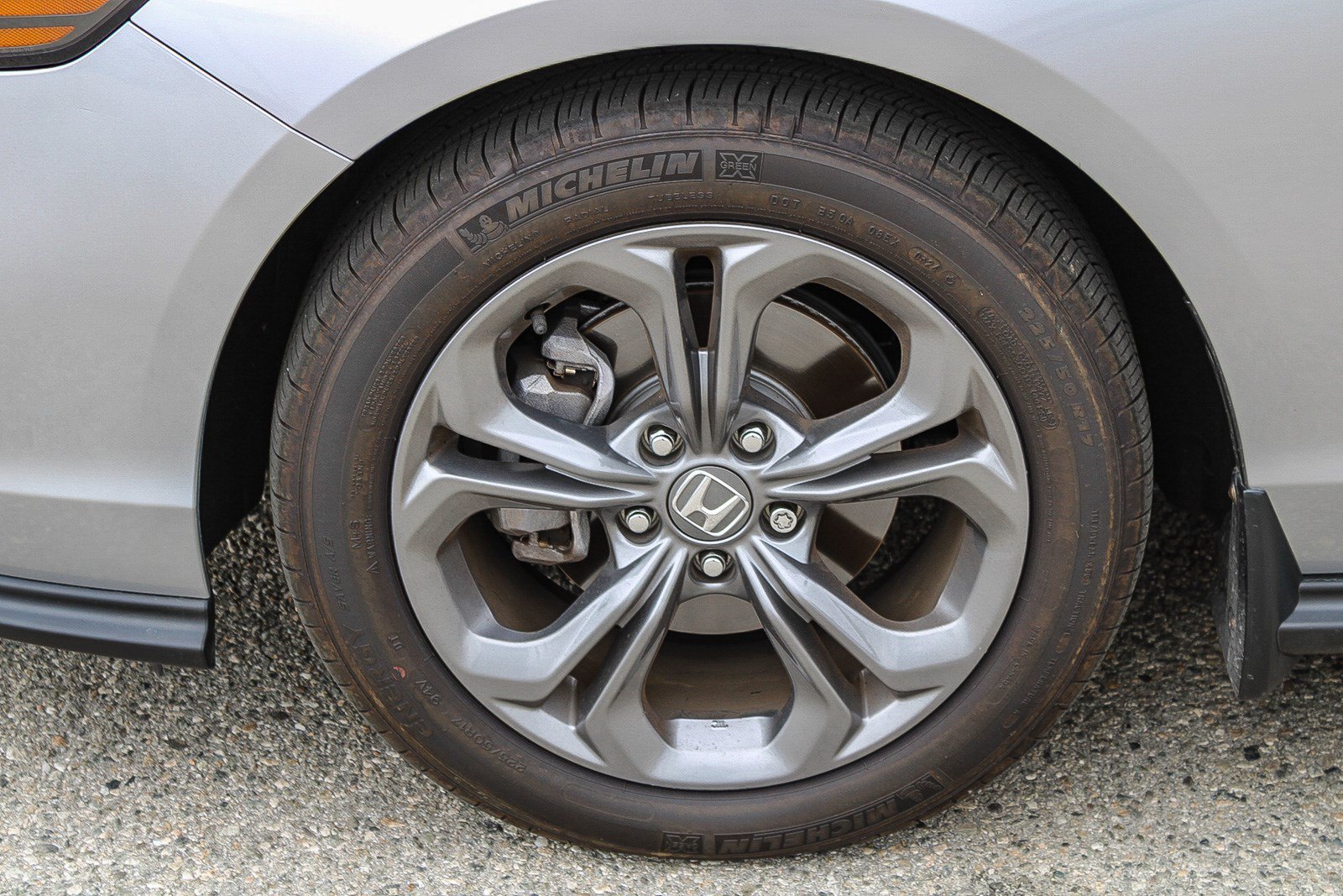 2024 Honda Accord EX - Photo 12