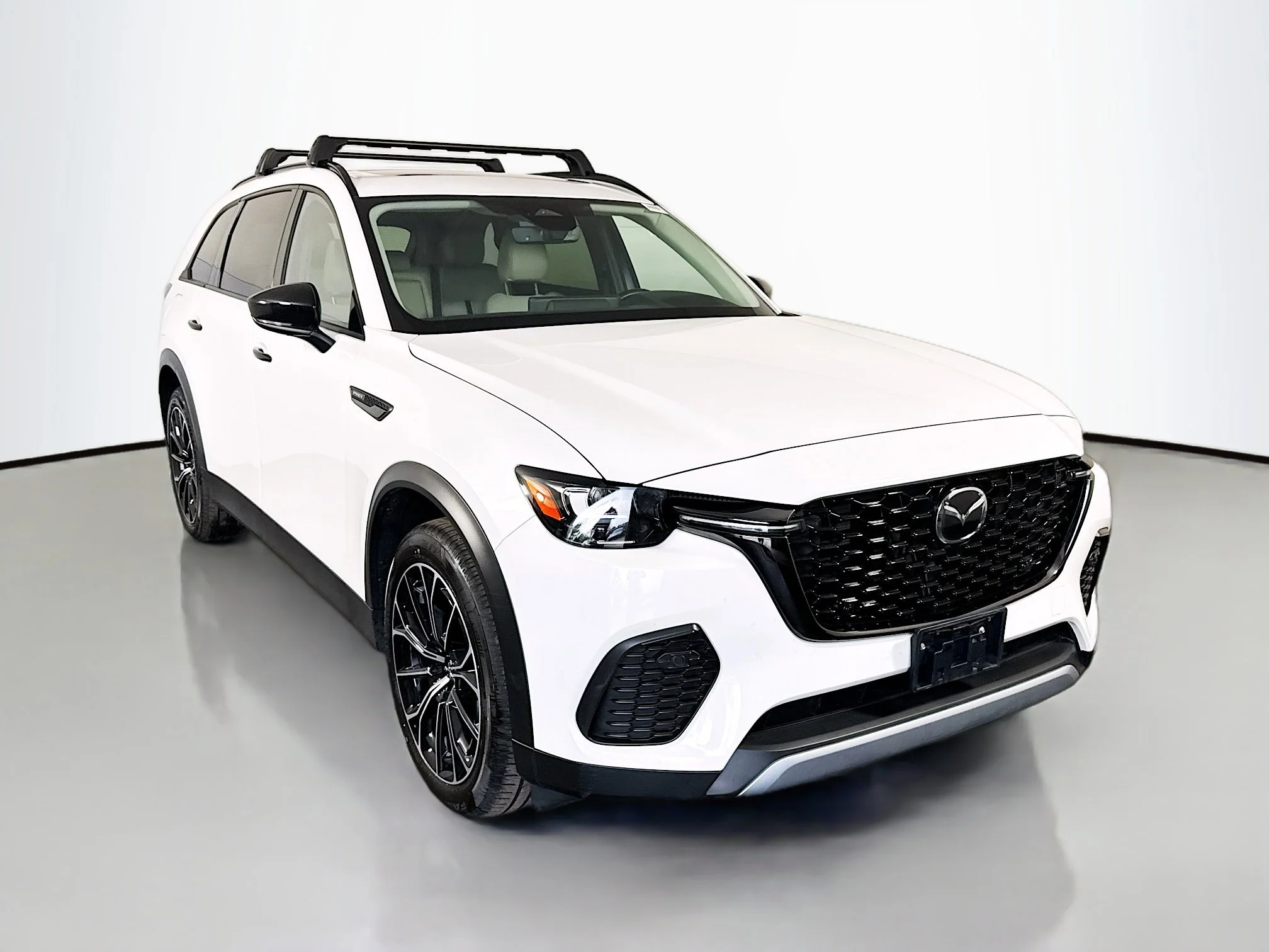 Used 2025 Rhodium White Premium Mazda Premium Package image 1