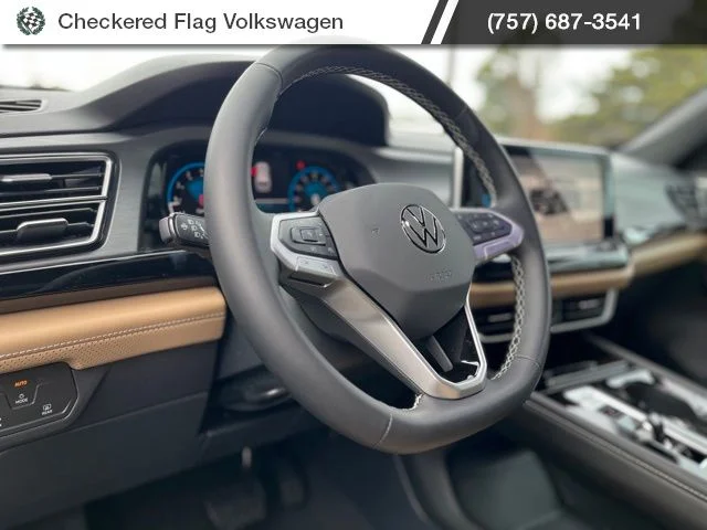 New 2026 White Volkswagen 2.0T SE w/Technology image 21