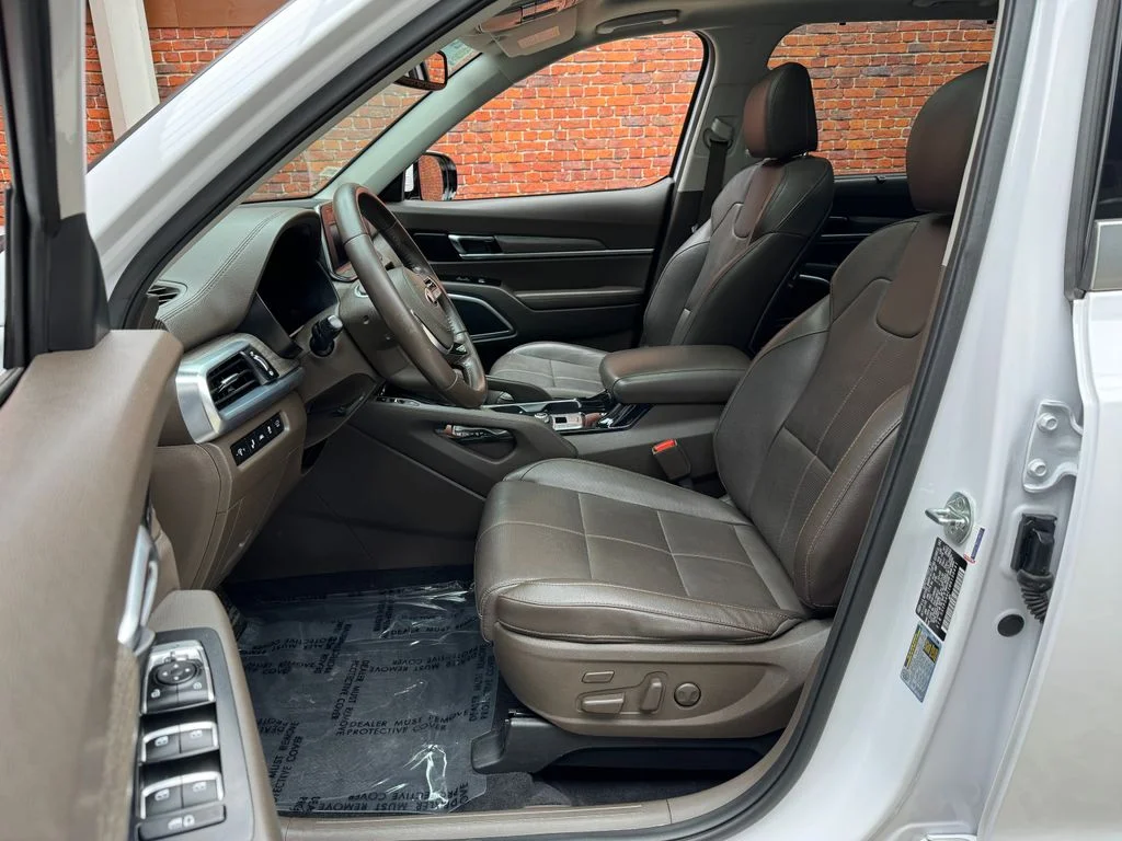 Certified Used 2021 White Pearl Kia SX image 23