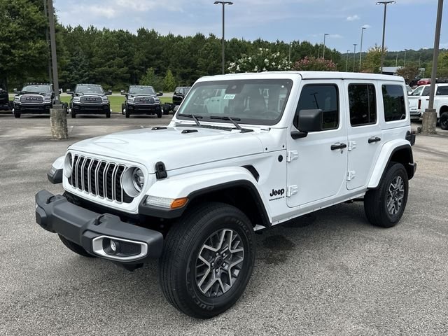 New 2025 White Jeep Sahara image 3