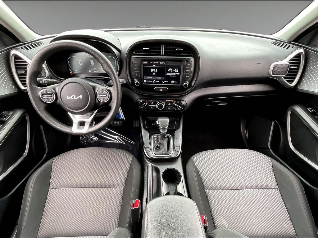 Used 2024 Gravity Gray Kia LX image 20