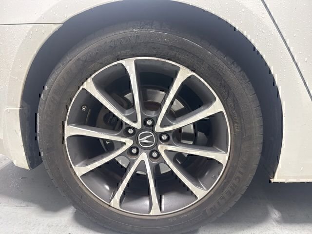 Used 2015 White Acura V6 Tech image 6