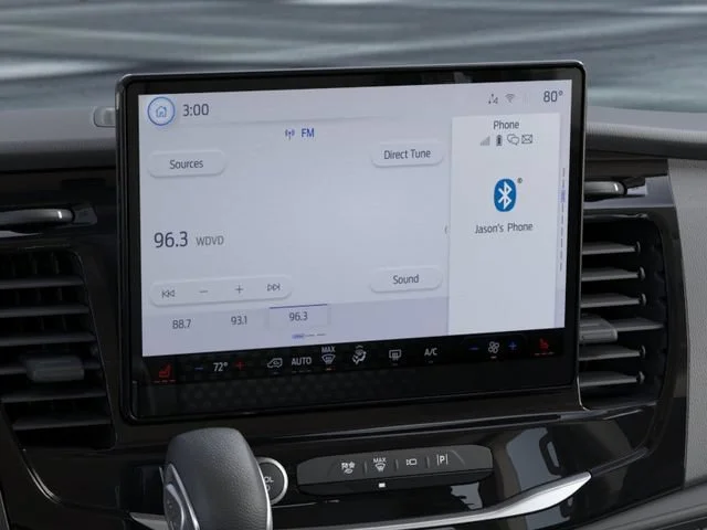 New 2026 Oxford White Ford Passenger Van XLT image 14