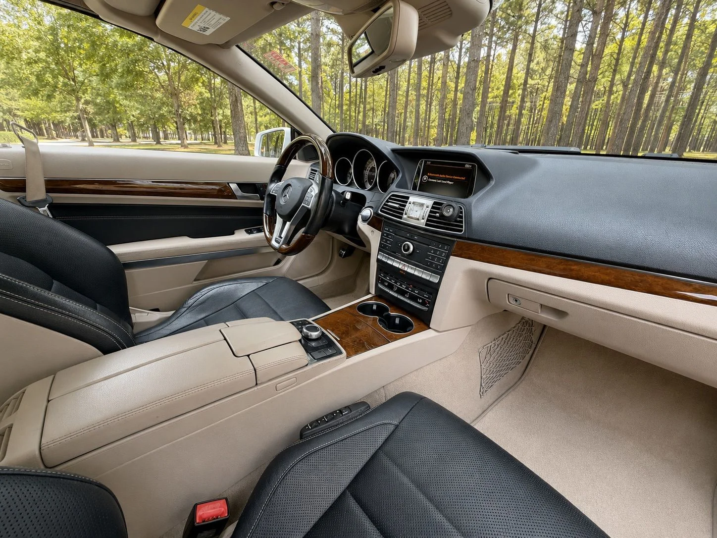 Used 2016 designo Diamond White Metallic Mercedes-Benz E 400 image 14
