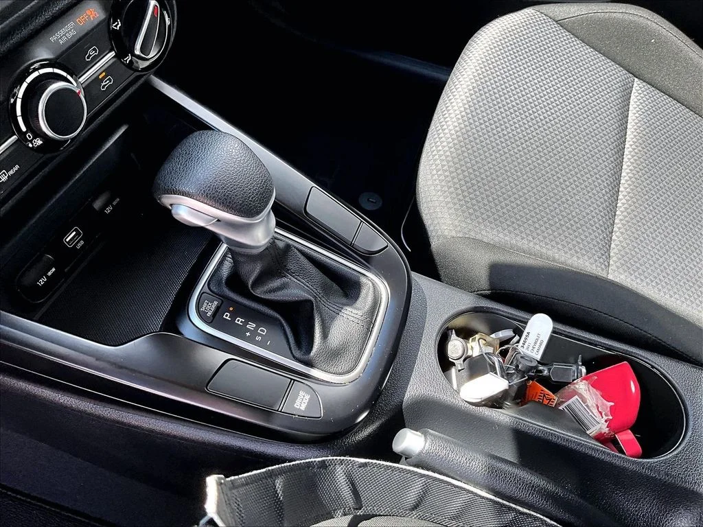 2025 Kia Soul LX - Photo 16