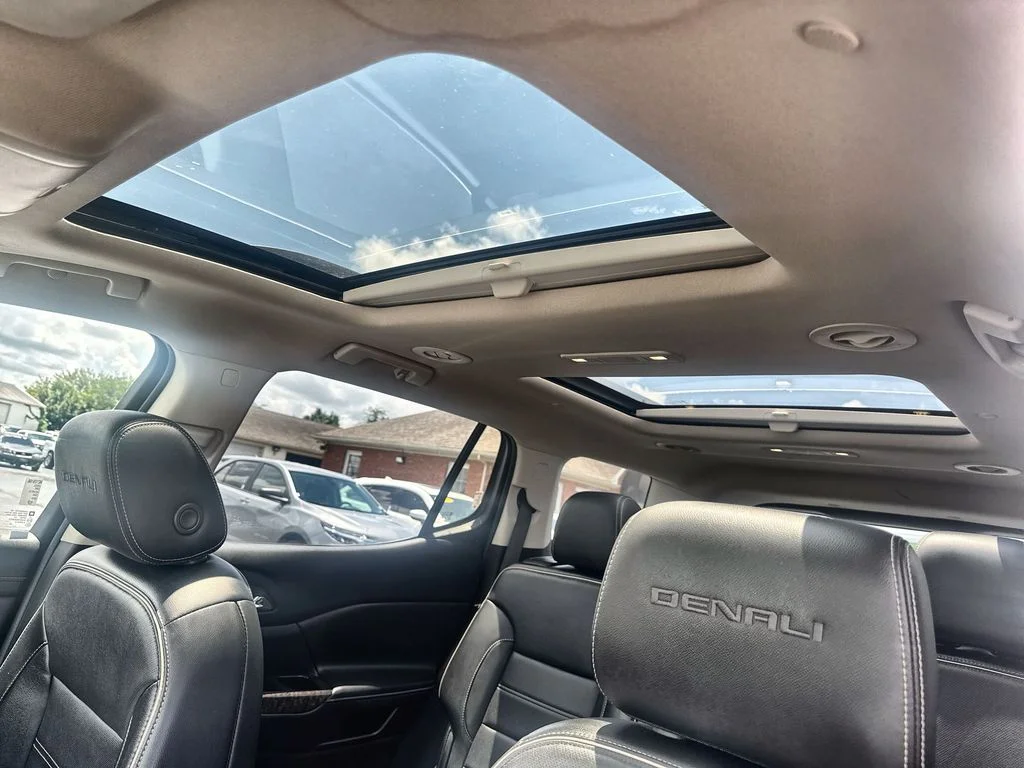 Used 2021 Red GMC Denali image 17