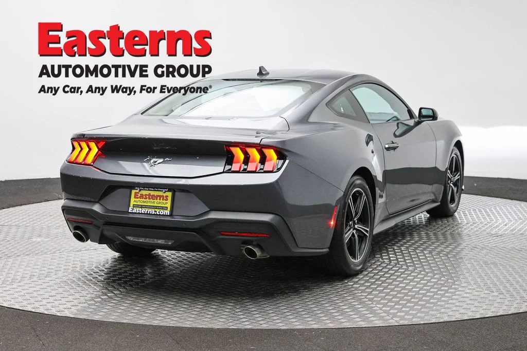 Used 2025 Gray Ford EcoBoost image 5