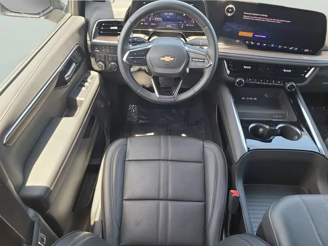 Used 2025 Black Chevrolet High Country image 17