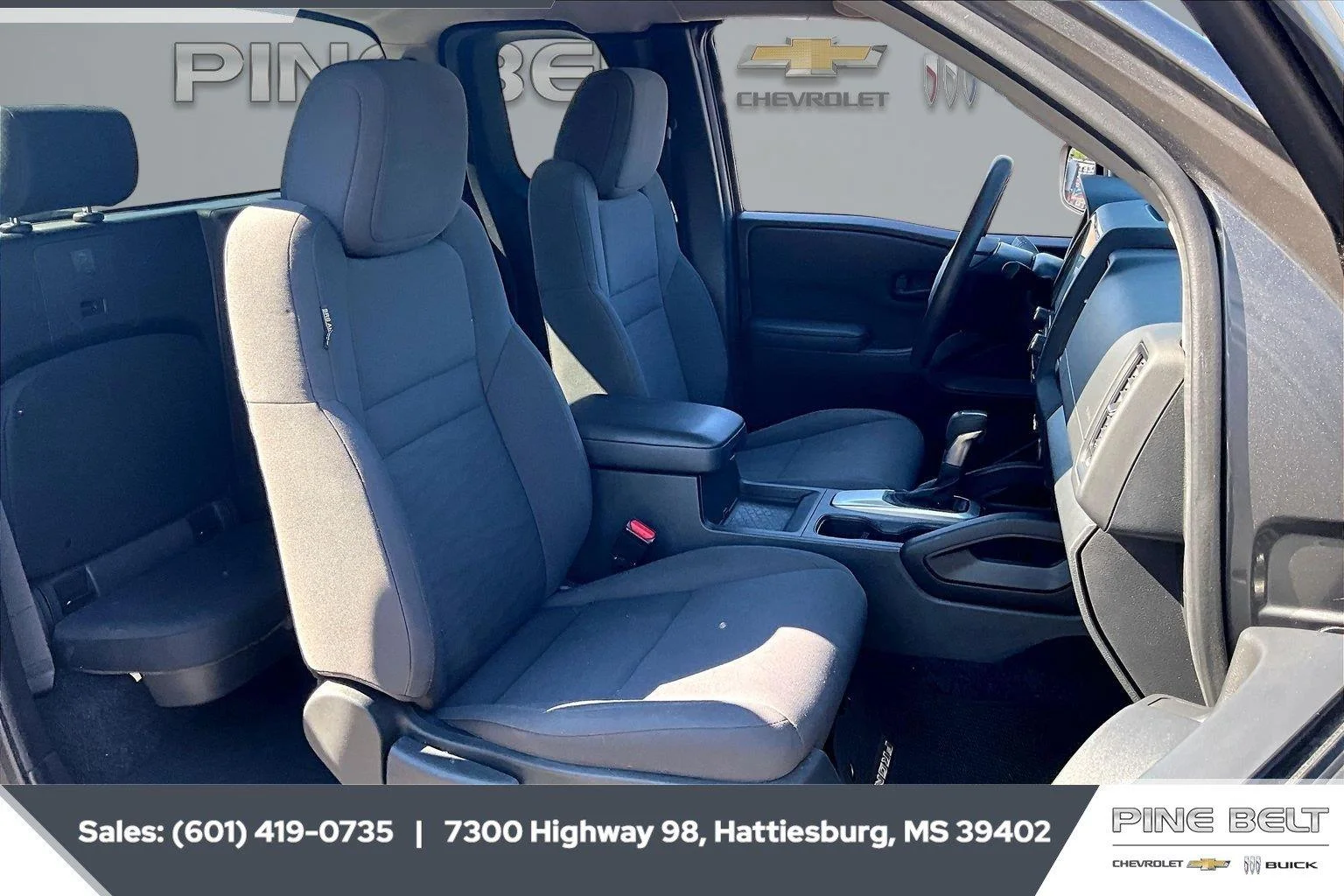 Used 2022 Gun Metallic Nissan S image 7