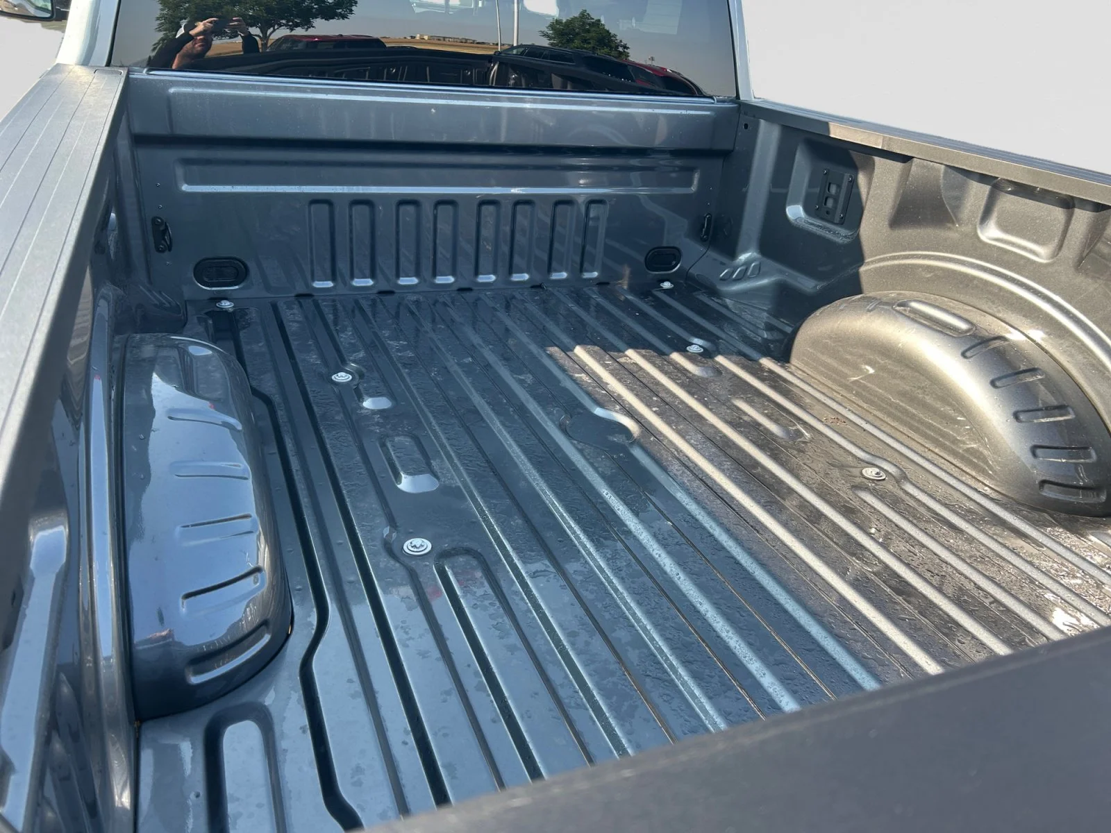 New 2026 Carbonized Grey Metallic Ford XLT image 10