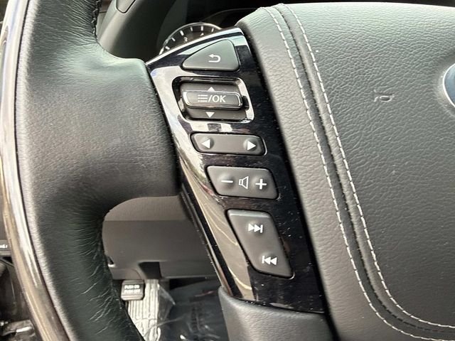 Used 2024 Anthracite Gray INFINITI Sensory image 31