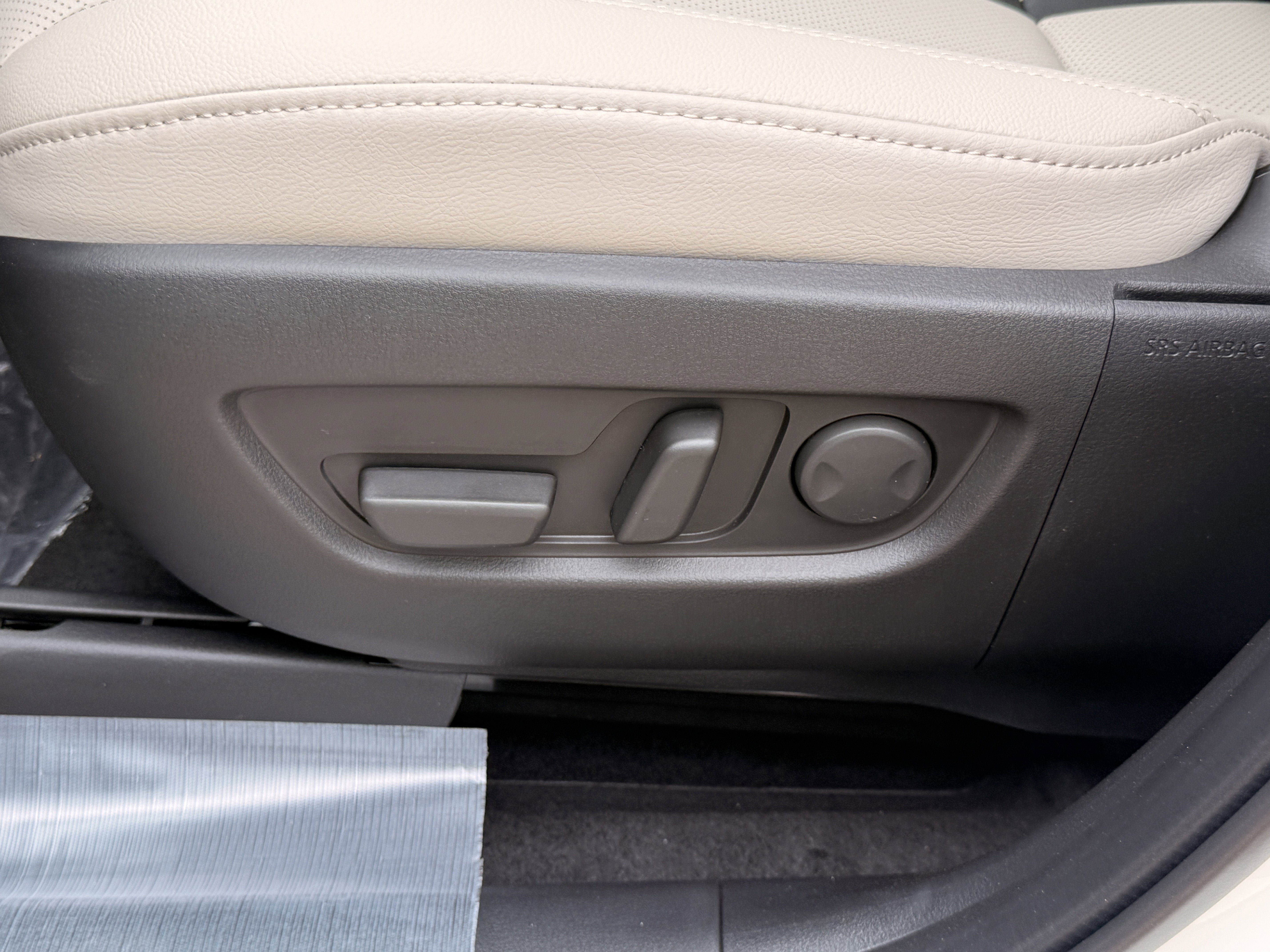 New 2026 Rhodium White Premium Mazda Preferred AWD image 6