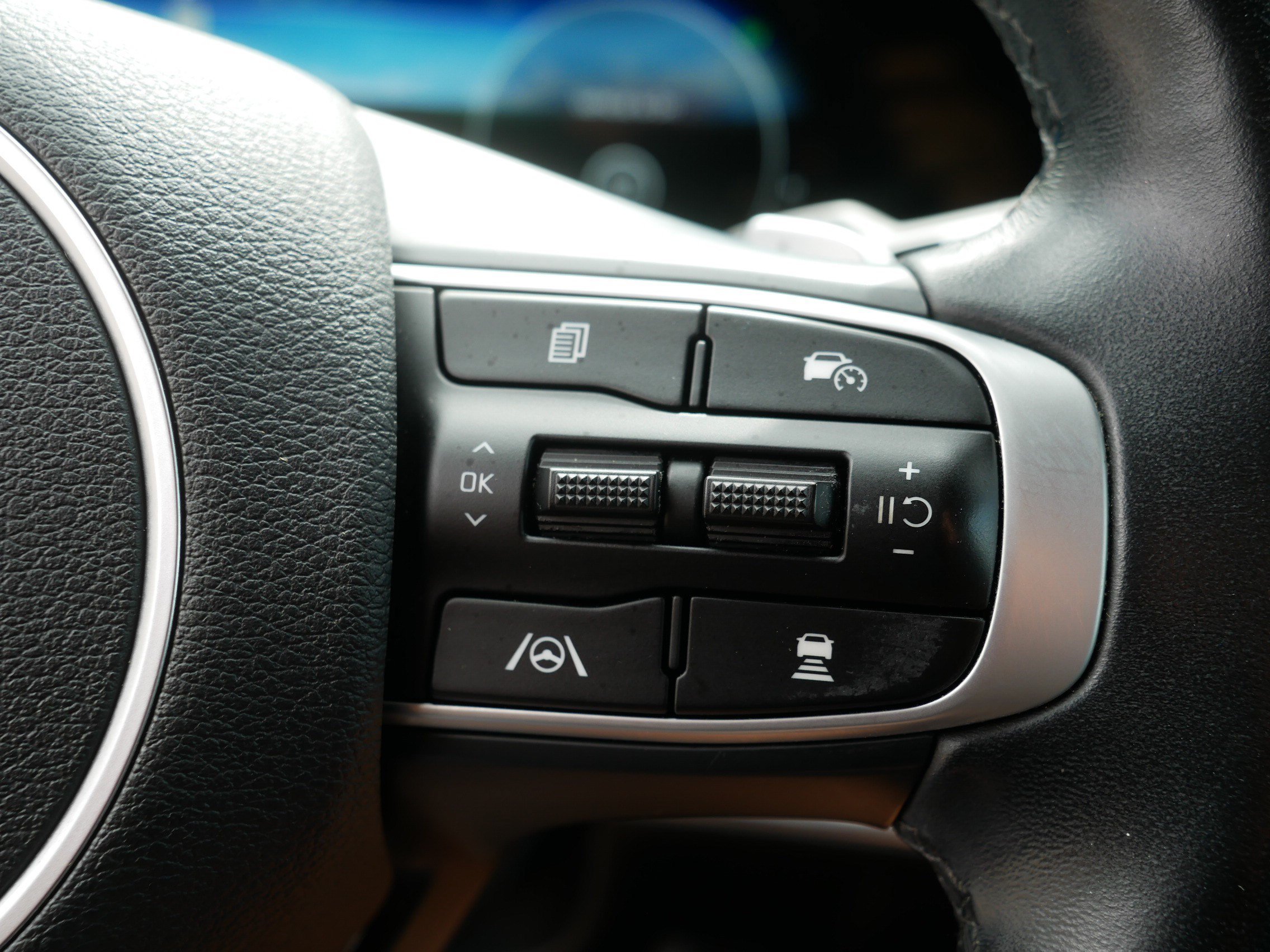Certified Used 2023 Fusion Black Kia SX-Prestige image 29