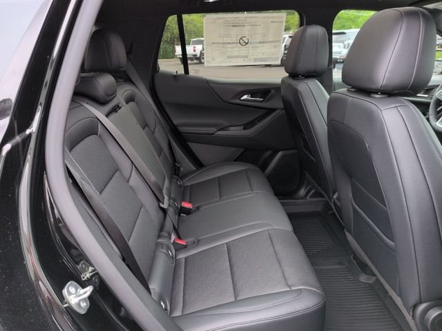 New 2026 Mosaic Black Metallic Chevrolet LT image 30