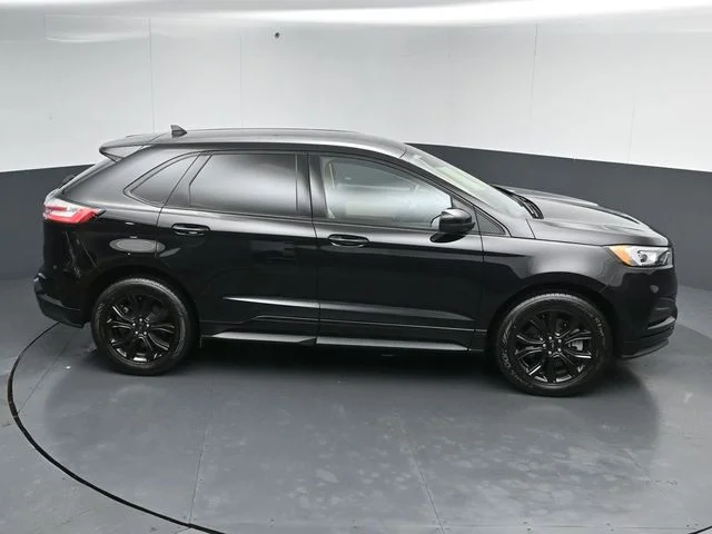 2024 Ford Edge SE - Photo 51