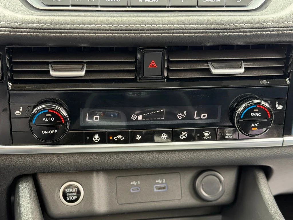 Used 2021 Gray Nissan SV image 15