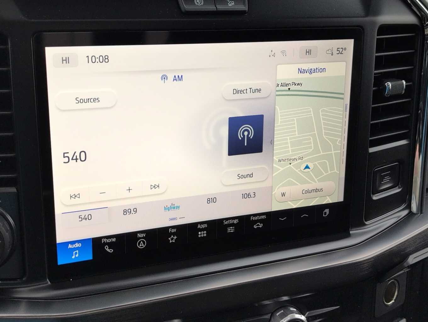 View vehicle photo 7