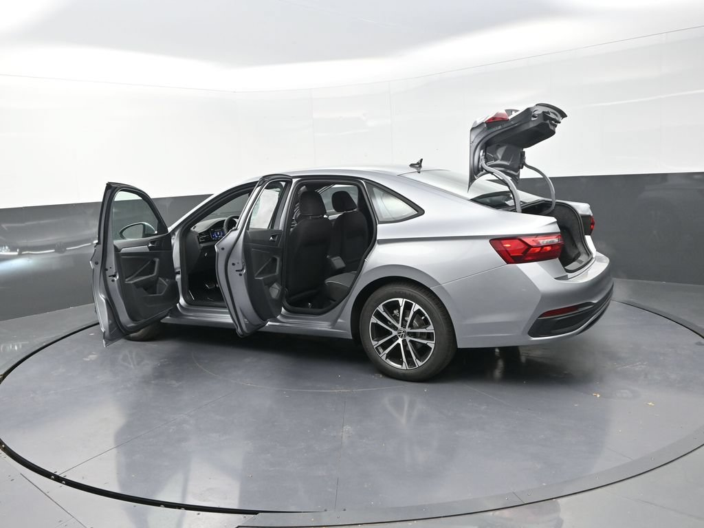 Used 2026  Volkswagen 1.5T Sport image 35