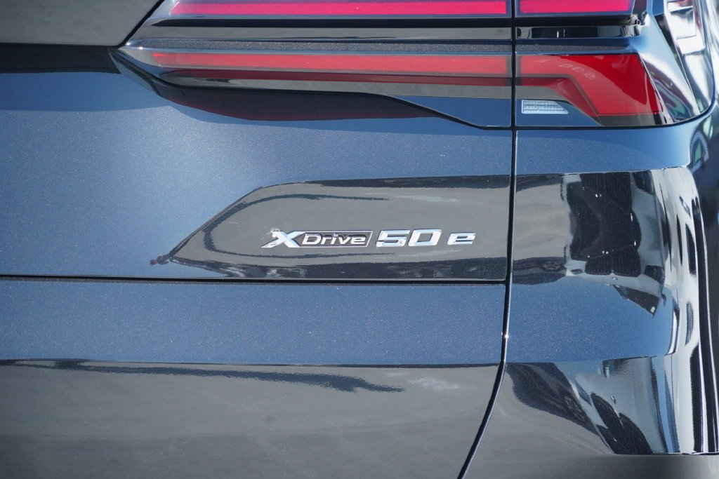 2026 BMW X5 50e - Photo 9