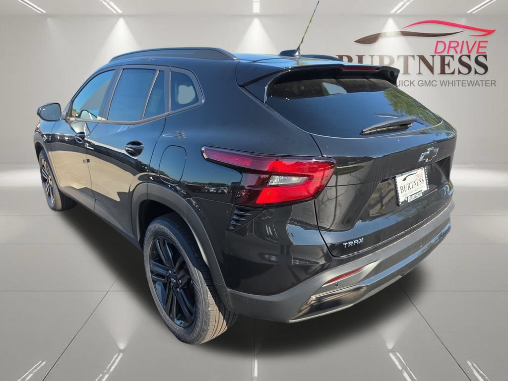 New 2026 Mosaic Black Metallic Chevrolet ACTIV image 5