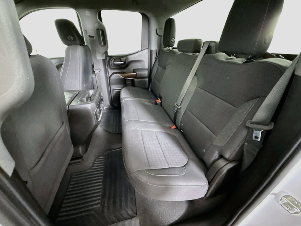 Used 2022 SUMMIT WHITE GMC Elevation image 22