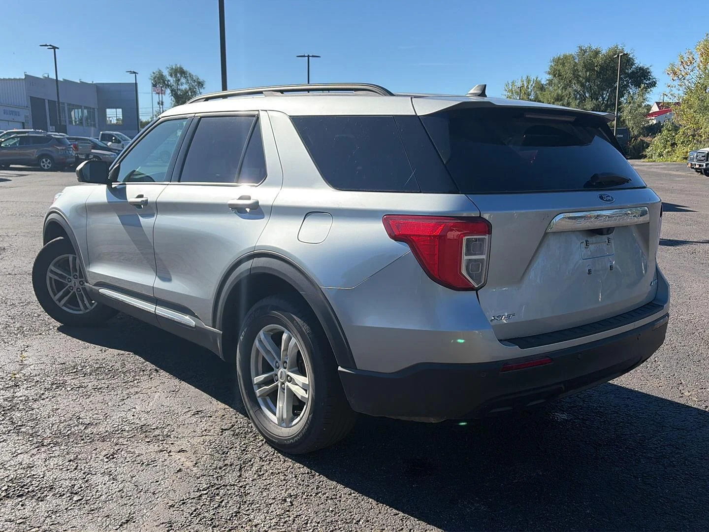 Used 2023 Iconic Silver Ford XLT image 3
