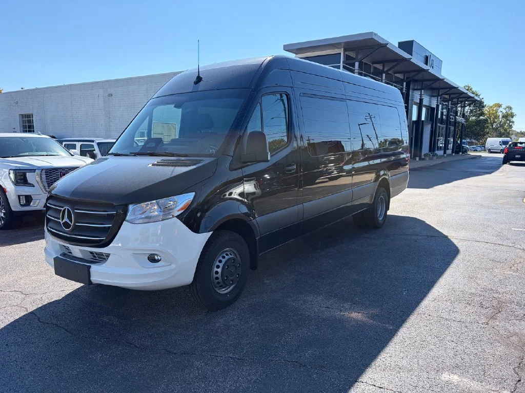 2025 Mercedes-Benz Sprinter Cargo Van Base