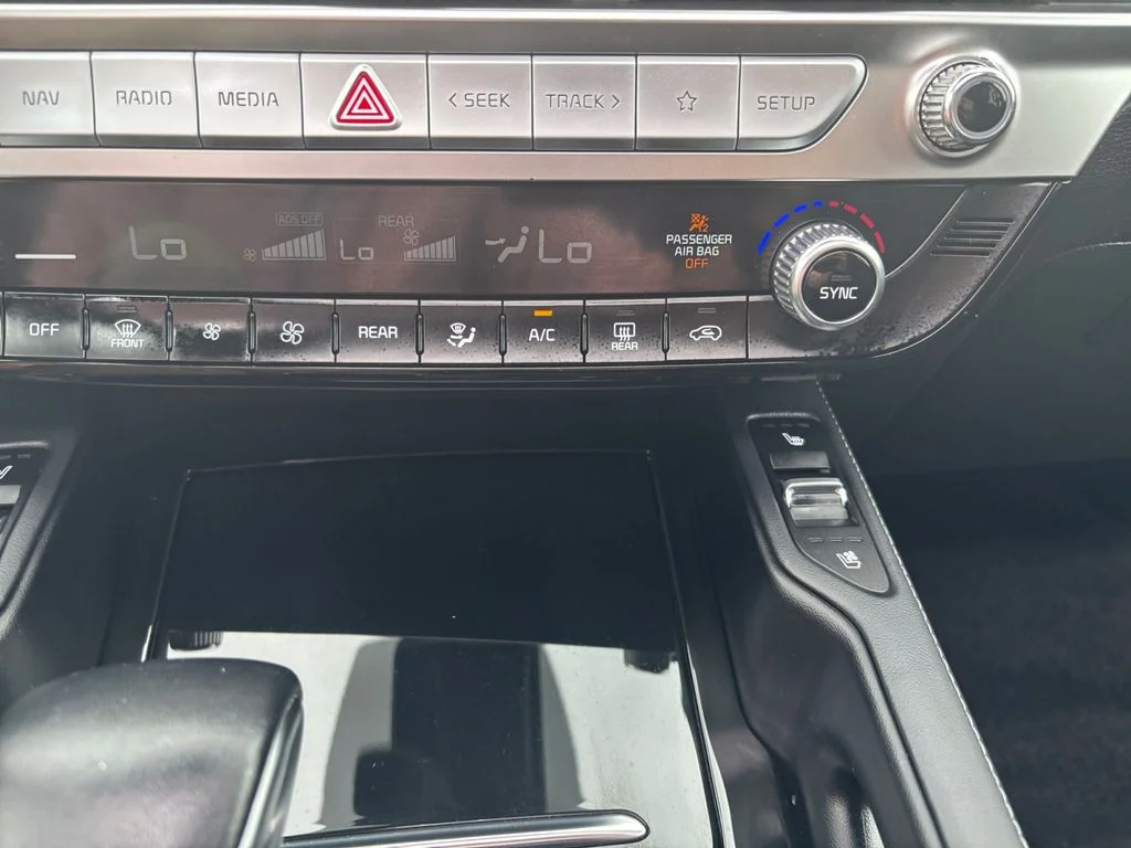 Used 2024 Black Kia EX X-Line image 23