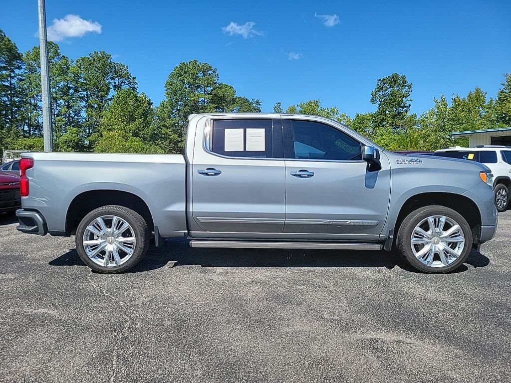 Used 2023 Gray Chevrolet High Country image 10