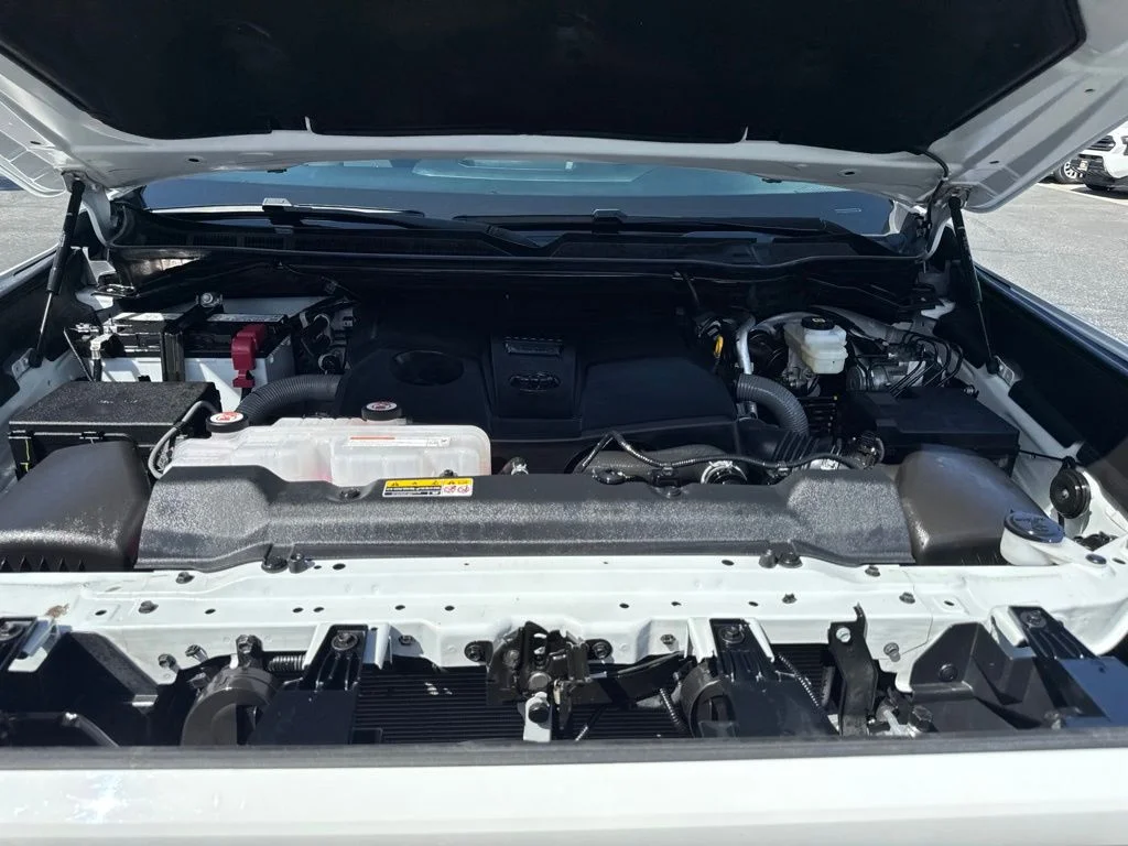 Used 2024 White Toyota SR5 image 18