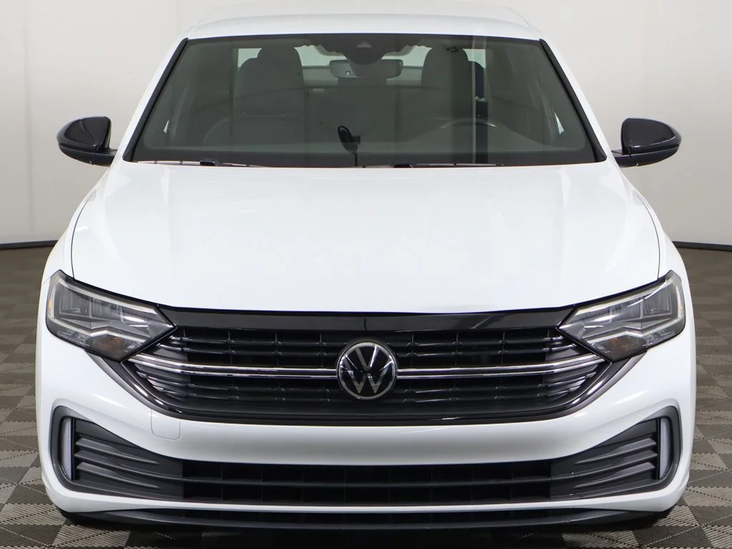 Certified Used 2023 Pure White Volkswagen 1.5T Sport image 9