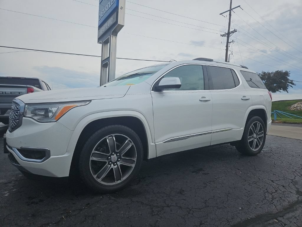 Used 2018 GMC Acadia Denali with VIN 1GKKNXLS2JZ208141 for sale in Kansas City