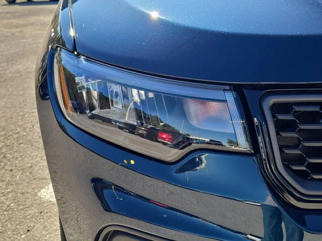 Used 2026 Blue Jeep Latitude image 7