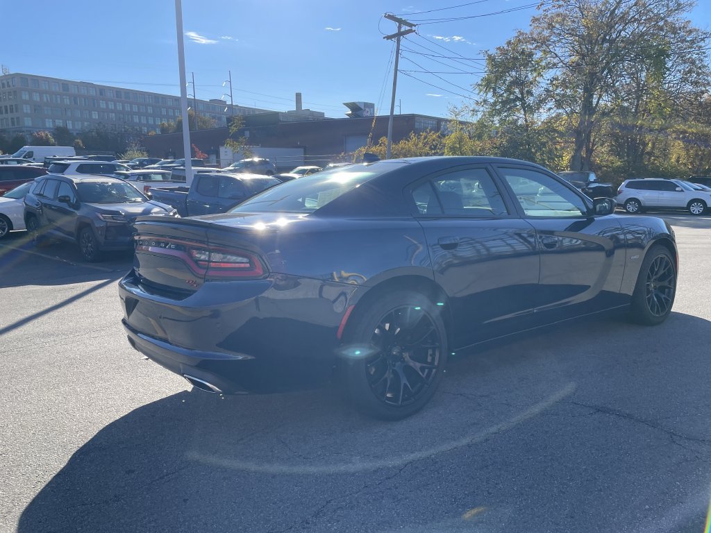 Used 2016 Blue Dodge R/T image 5
